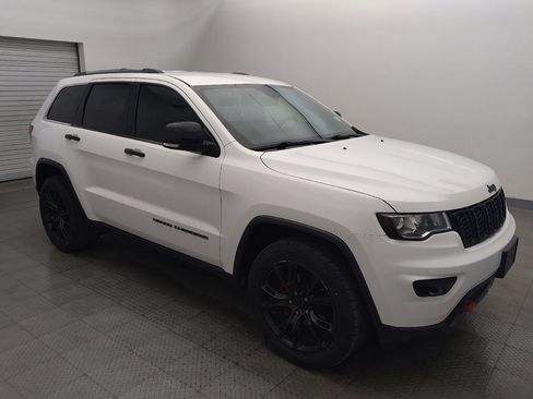 Used 2019 Jeep Grand Cherokee Limited image 11