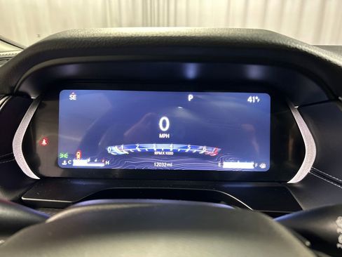 Used 2025 Jeep Grand Cherokee Altitude image 16