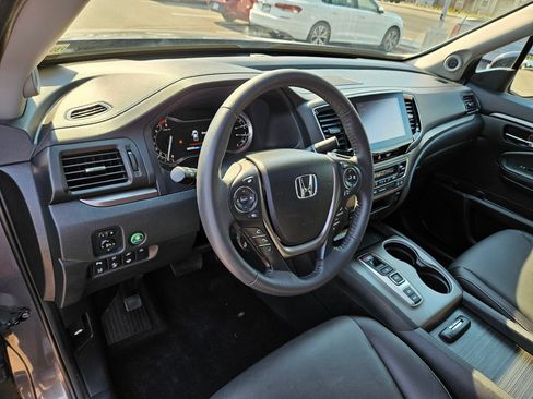 Used 2023 Honda Ridgeline RTL-E image 16