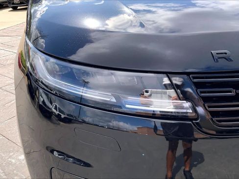 Used 2024 Land Rover Range Rover Sport Dynamic SE image 28