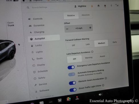 Used 2023 Tesla Model Y Long Range image 30