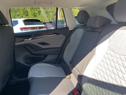 New 2025 Volkswagen Tiguan S image 13