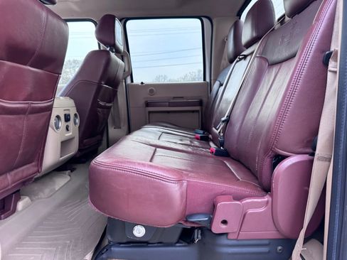 Used 2012 Ford F250 King Ranch w/ King Ranch w/Chrome Pkg image 26