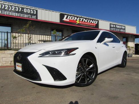 Used 2021 Lexus ES 250 F Sport image 1