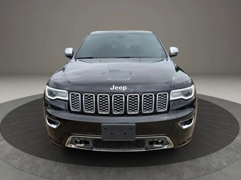 Used 2020 Jeep Grand Cherokee Overland AWD/4WD image 2