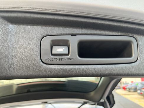 Used 2024 Honda CR-V EX-L image 25