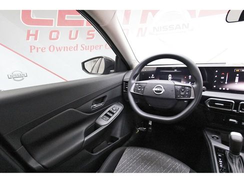 New 2026 Nissan Sentra SV image 6