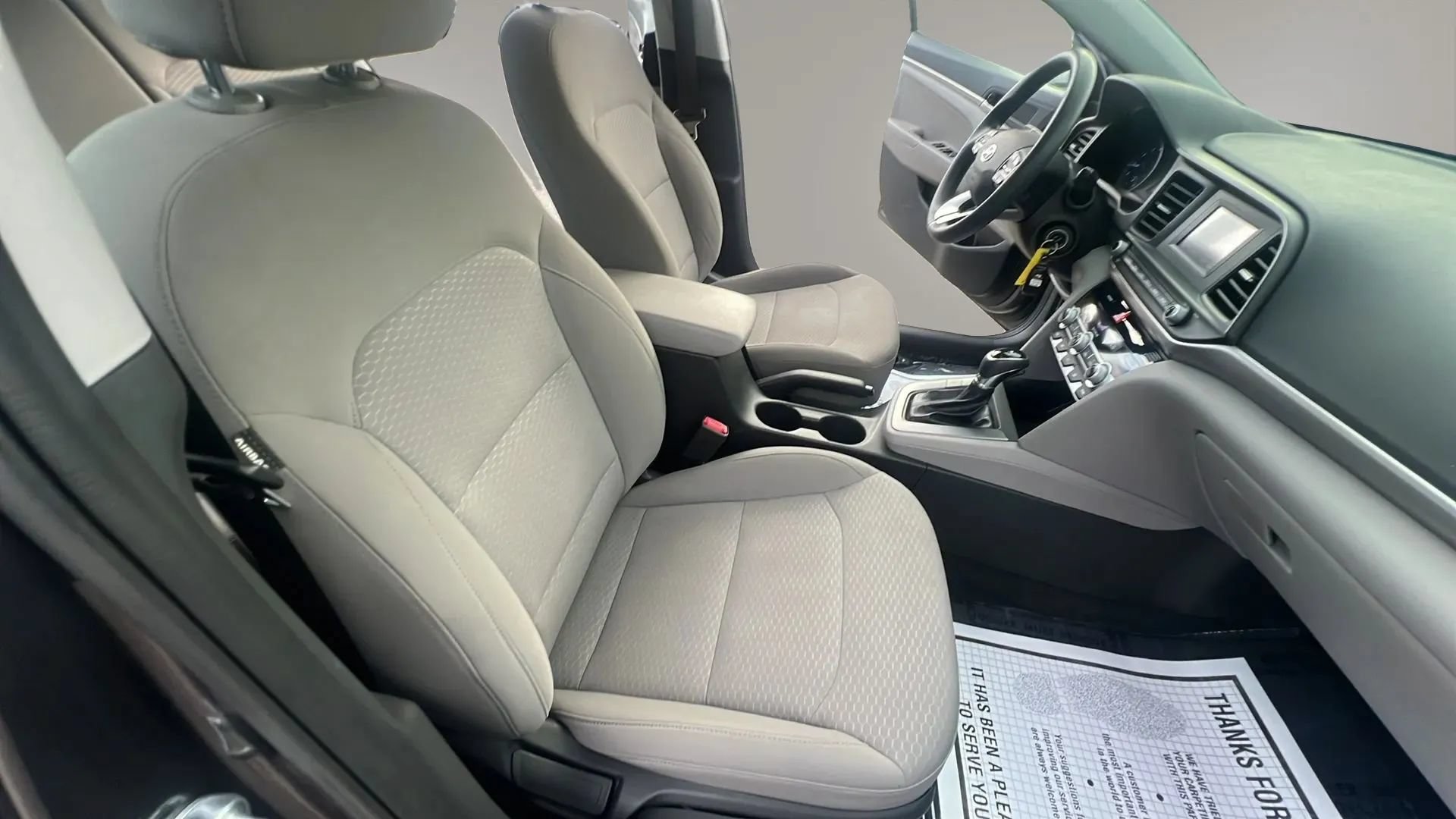 Used 2020 Hyundai Elantra SE FWD image 20