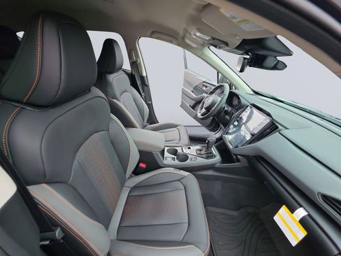New 2026 Subaru Crosstrek 2.5i Limited w/ Crosstrek Mirror Package image 17