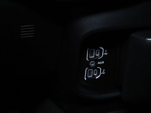 Used 2024 RAM 1500 Big Horn image 27