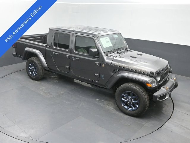 New 2026 Jeep Gladiator Sport AWD/4WD image 40