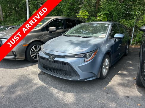 Used 2022 Toyota Corolla LE w/ LE Convenience Package FWD image 1