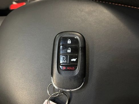 Used 2024 Honda HR-V Sport image 17
