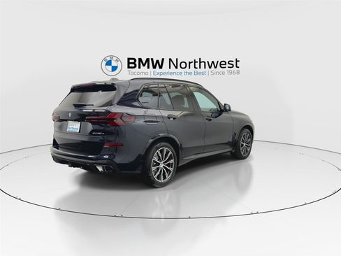 New 2026 BMW X5 xDrive50e w/ M Sport Package AWD/4WD image 3