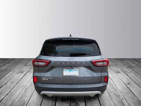 Used 2023 Ford Escape Active w/ Tech Pack #1 FWD image 4
