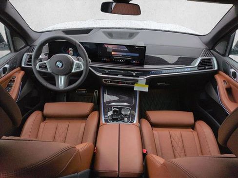 New 2026 BMW X5 xDrive40i w/ M Sport Package image 16