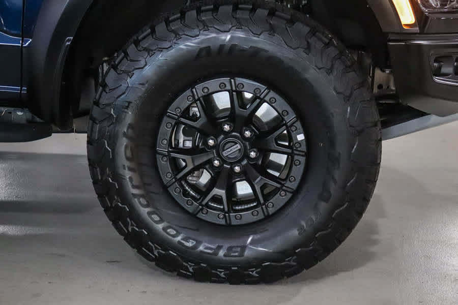 Used 2023 Ford F150 Raptor w/ Equipment Group 802A Raptor R AWD/4WD image 11
