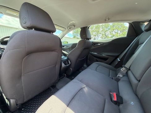 Used 2023 Chevrolet Malibu LT w/ Driver Confidence Package FWD image 18