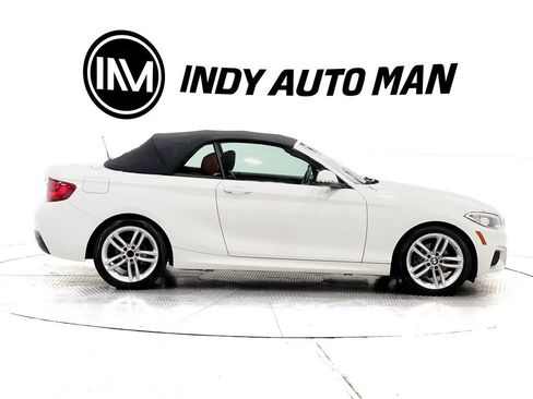 Used 2016 BMW 228i xDrive Convertible image 3