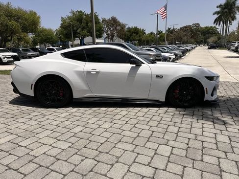 Used 2024 Ford Mustang GT Premium w/ GT Performance Package RWD image 14