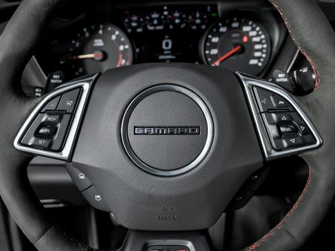 Used 2019 Chevrolet Camaro ZL1 image 29