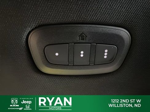Used 2025 RAM 1500 Big Horn AWD/4WD image 23