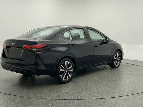 Used 2025 Nissan Versa SV FWD image 7