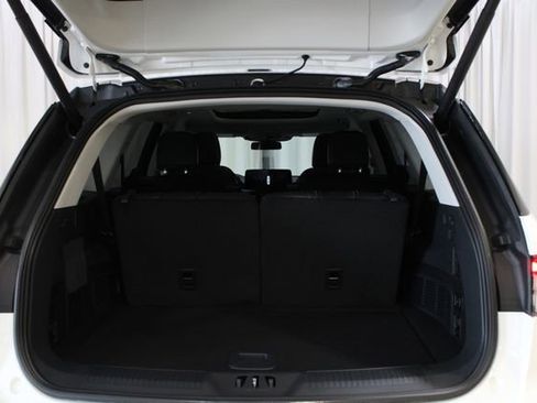 New 2026 Lincoln Aviator AWD image 59