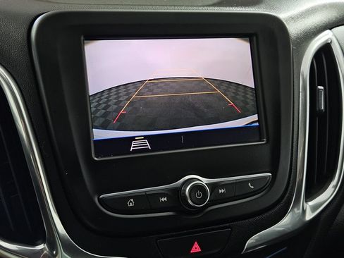 Used 2021 Chevrolet Equinox LT AWD/4WD image 11