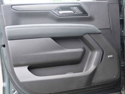 Used 2026 GMC Yukon XL AT4 w/ LPO, Floor Liner Package AWD/4WD image 14