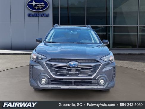 Used 2024 Subaru Outback Premium AWD/4WD image 2