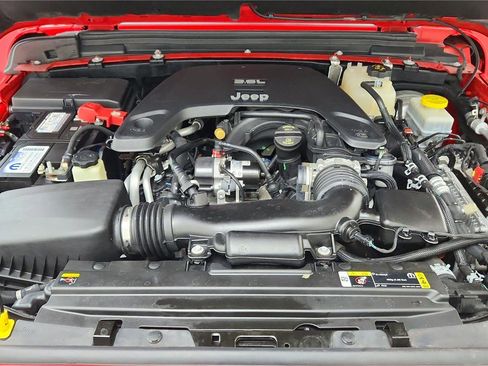 Used 2021 Jeep Wrangler Unlimited Rubicon image 19