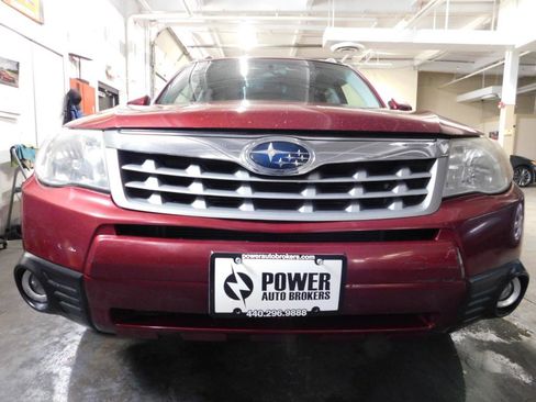 Used 2012 Subaru Forester 2.5X Limited AWD/4WD image 8