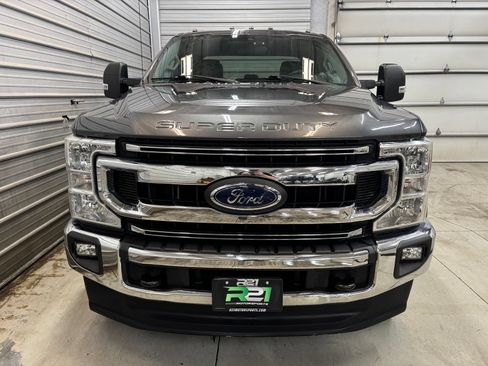 Used 2020 Ford F250 XLT w/ XLT Value Package AWD/4WD image 2