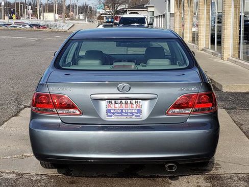 Used 2005 Lexus ES 330 image 4