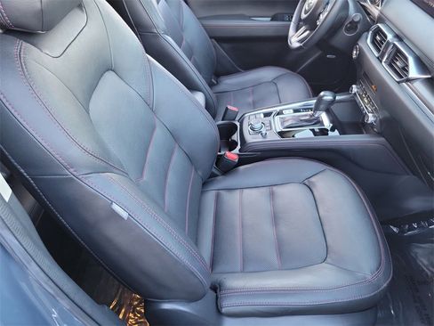 Used 2023 MAZDA CX-5 Carbon Edition image 19