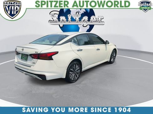 Used 2023 Nissan Altima 2.5 SV AWD/4WD image 9