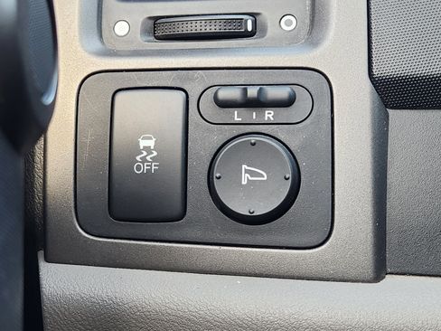 Used 2011 Honda CR-V EX-L image 22