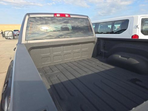 Used 2025 RAM 2500 Big Horn AWD/4WD image 17