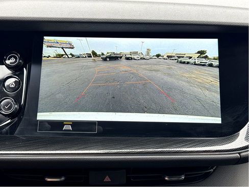 Used 2022 Buick Envision Preferred image 20