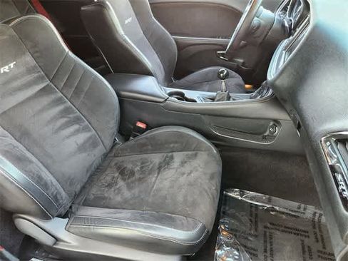 Used 2016 Dodge Challenger SRT Hellcat image 13