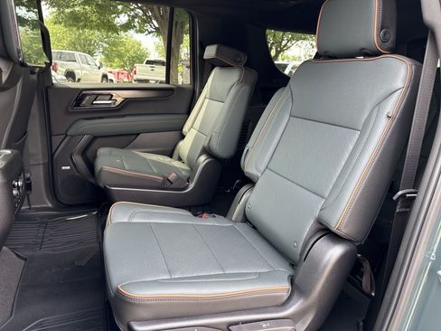 New 2026 GMC Yukon XL AT4 w/ AT4 Premium Plus Package AWD/4WD image 21