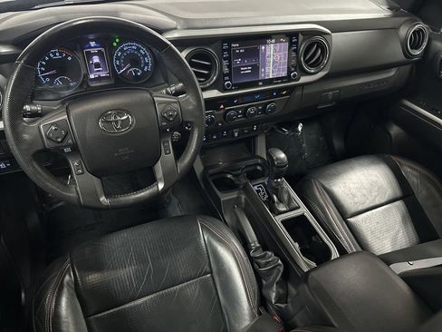 Used 2021 Toyota Tacoma TRD Pro AWD/4WD image 13