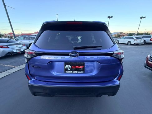 Used 2025 Subaru Forester Touring AWD/4WD image 4