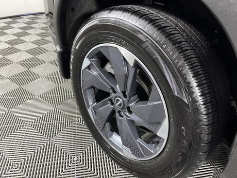 Used 2026 Nissan Rogue SV FWD image 13