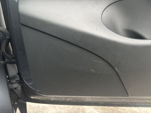 Used 2021 Tesla Model Y 2WD image 33