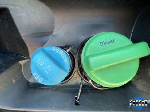 Used 2024 GMC Sierra 2500 SLT w/ SLT Premium Package image 29