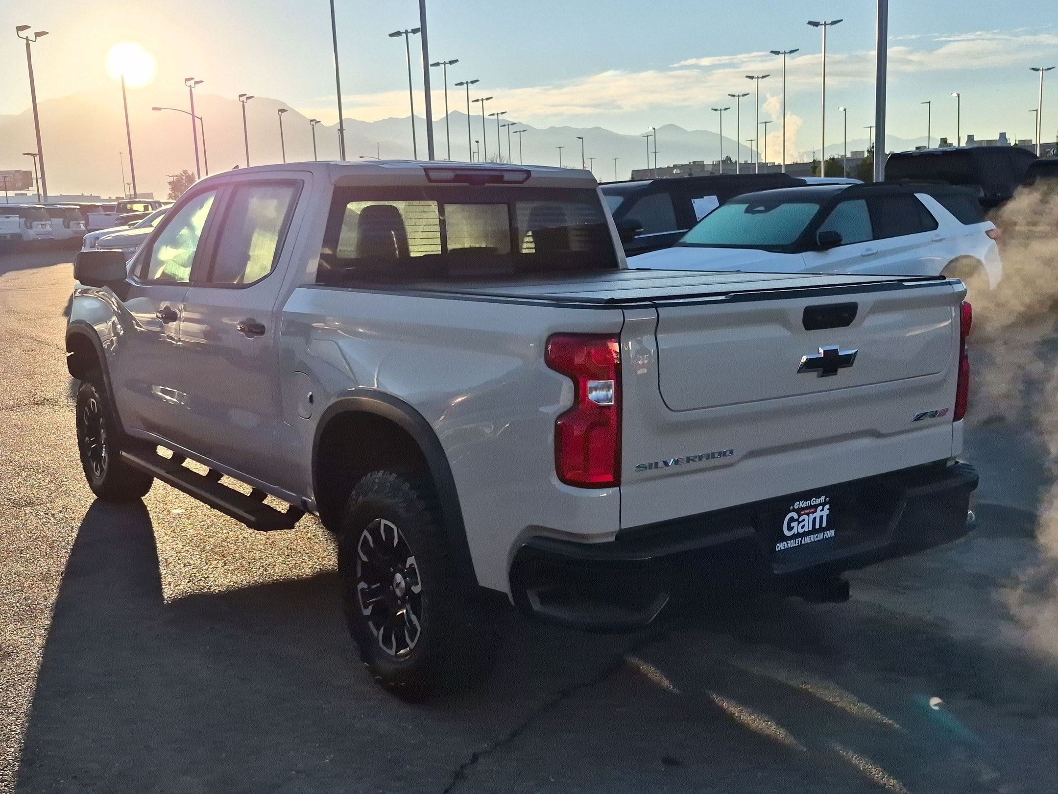 Used 2026 Chevrolet Silverado 1500 ZR2 AWD/4WD image 5