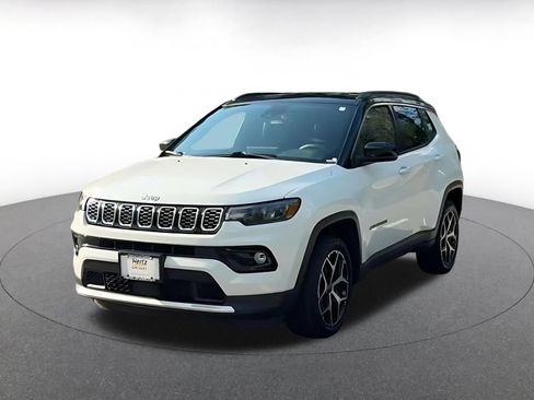Used 2025 Jeep Compass Limited AWD/4WD image 5