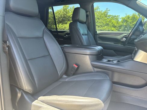 Used 2022 Chevrolet Tahoe LT w/ LT Signature Package AWD/4WD image 28